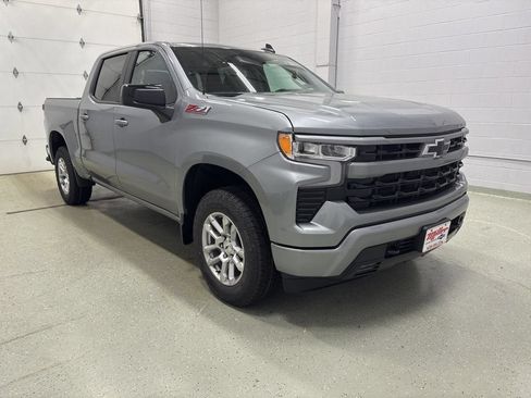 New 2026 Chevrolet Silverado 1500 RST AWD/4WD image 2