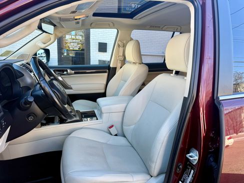 Used 2020 Lexus GX 460 Premium image 17