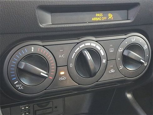 Used 2017 MAZDA MAZDA3 Sport image 15