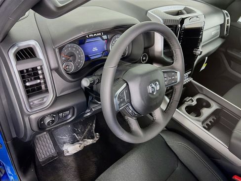 New 2026 RAM 1500 Big Horn AWD/4WD image 7