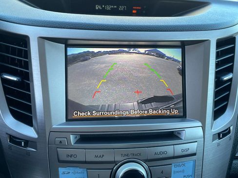 Used 2014 Subaru Outback 2.5i Limited image 13