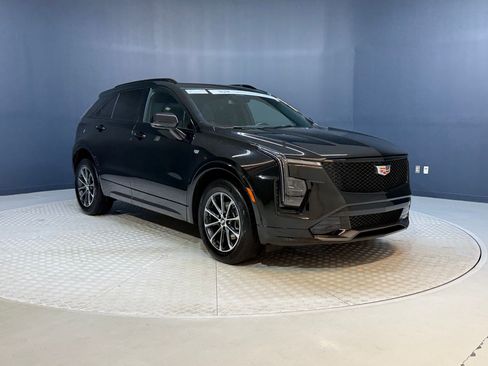 Certified 2024 Cadillac XT4 Sport image 7