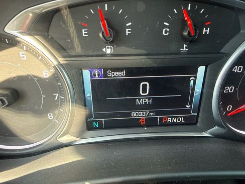 Used 2018 GMC Acadia SLT image 6