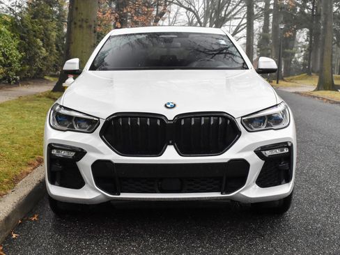 Used 2020 BMW X6 M50i w/ Executive Package image 12