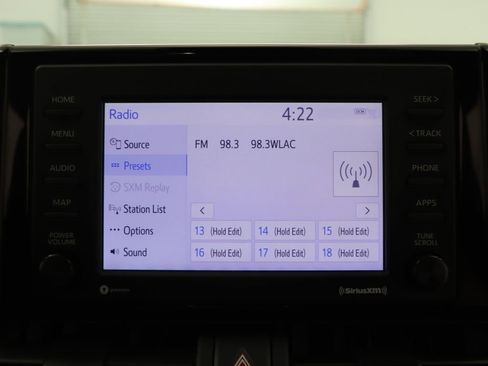 Used 2022 Toyota RAV4 SE w/ Convenience Package image 21