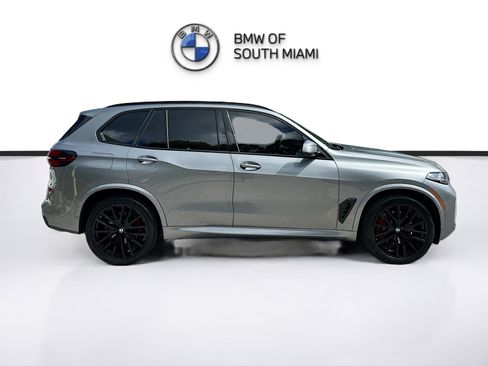 Used 2025 BMW X5 sDrive40i w/ M Sport Package RWD image 8