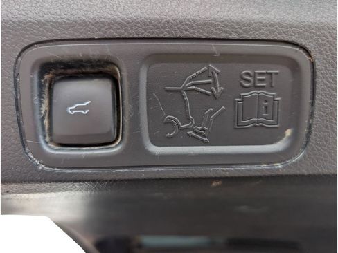 Used 2019 Jeep Wrangler Sport AWD/4WD image 7