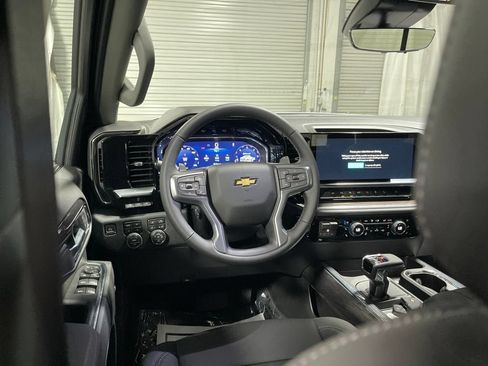 New 2026 Chevrolet Silverado 1500 LTZ w/ LTZ Premium Package AWD/4WD image 25