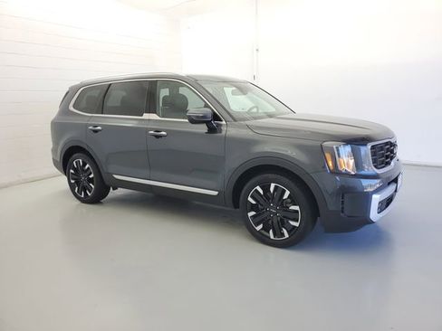 Used 2024 Kia Telluride SX FWD image 4