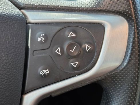 Used 2022 GMC Terrain SLE w/ Driver Convenience Package FWD image 20