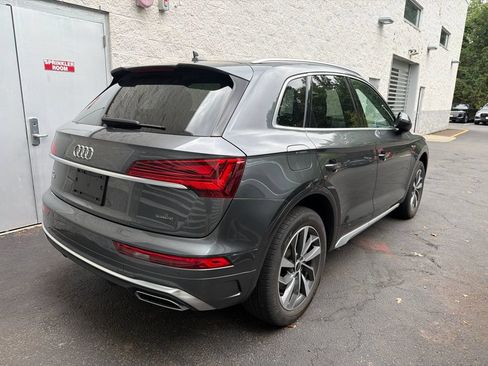 Used 2023 Audi Q5 2.0T Premium Plus w/ Premium Plus Package AWD/4WD image 8