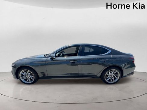 Used 2022 Genesis G70 2.0T AWD/4WD image 6