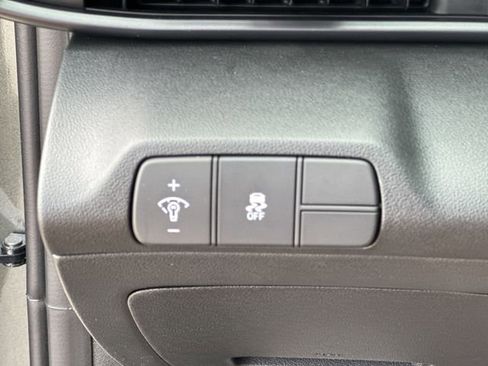 New 2026 Hyundai Elantra Sport FWD image 16