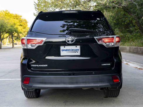 Used 2016 Toyota Highlander Limited FWD image 8