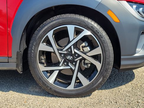 Used 2022 Hyundai Kona Limited FWD image 5