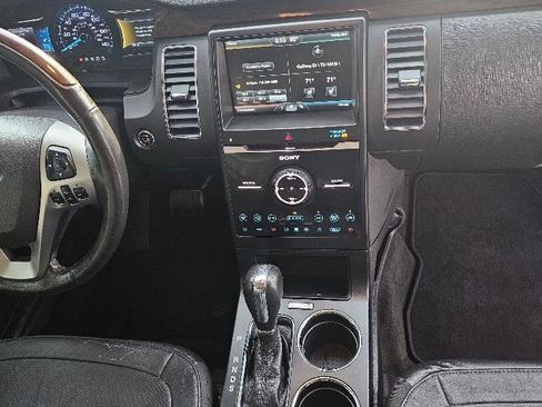 Used 2015 Ford Flex Limited FWD image 21
