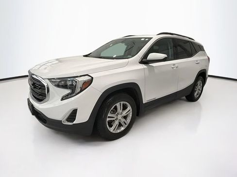 Used 2018 GMC Terrain SLE w/ Driver Convenience Package FWD image 3