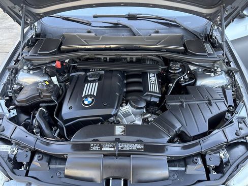 Used 2011 BMW 328i Sedan RWD image 37