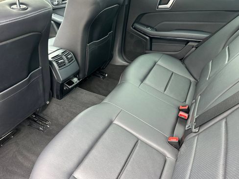 Used 2016 Mercedes-Benz E 350 Sedan image 27