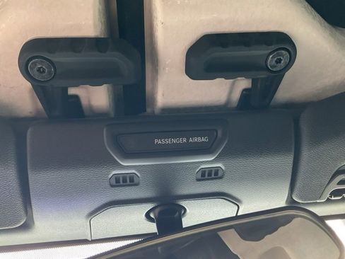 Used 2019 Jeep Wrangler Unlimited Sport image 16