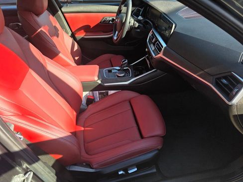 Certified 2022 BMW 330i Sedan w/ Premium Package 2 image 28