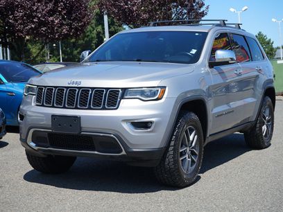 Used 2017 Jeep Grand Cherokee Limited w/ Luxury Group II