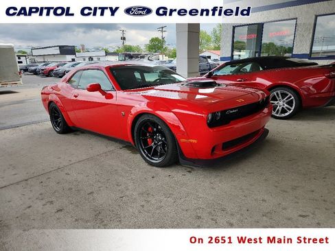 Used 2021 Dodge Challenger R/T Scat Pack RWD image 1