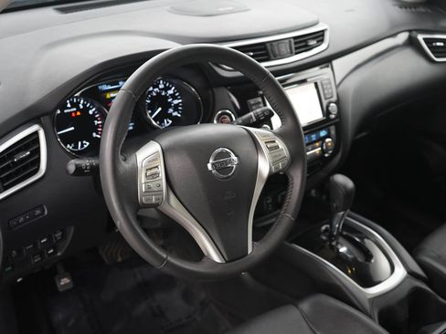 Used 2016 Nissan Rogue SL AWD/4WD image 21