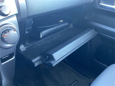 Used 2020 Toyota 4Runner TRD Off-Road Premium image 30