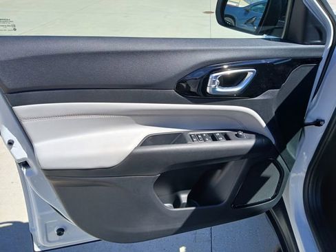 New 2026 Jeep Compass Limited AWD/4WD image 12