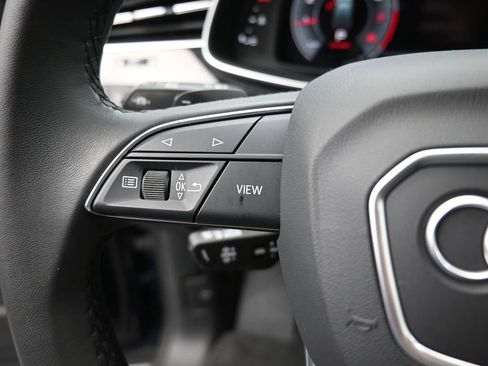 Used 2024 Audi Q7 2.0T Premium Plus w/ Premium Plus Package image 6