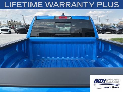 New 2026 RAM 1500 4x4 Crew Cab image 11