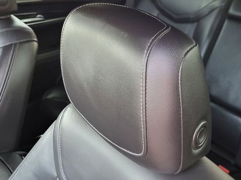 Used 2023 Cadillac XT5 Premium Luxury image 6