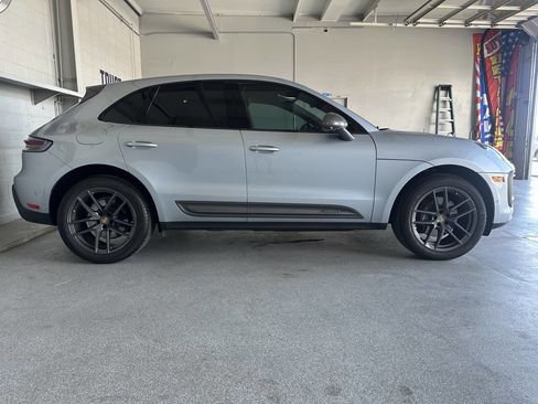 Used 2023 Porsche Macan Turbo image 13