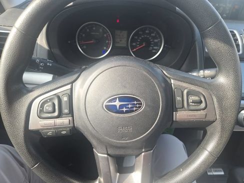 Used 2018 Subaru Forester 2.5i Premium AWD/4WD image 10