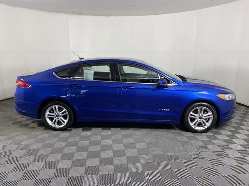 Used 2018 Ford Fusion S FWD image 5