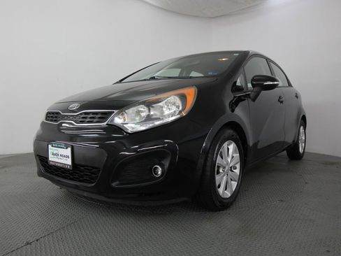 Used 2013 Kia Rio EX w/ Convenience Pkg FWD image 3