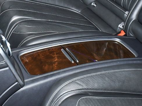 Used 2015 Mercedes-Benz S 63 AMG 4MATIC Coupe image 64