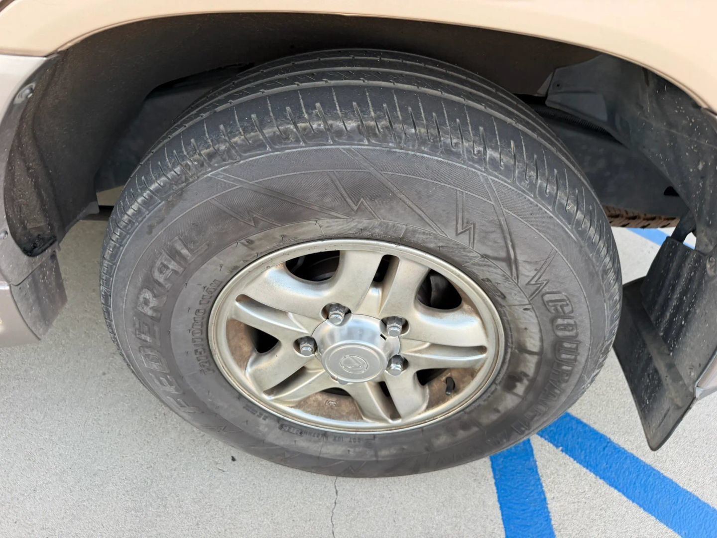 Used 2002 Lexus LX 470 4WD image 36