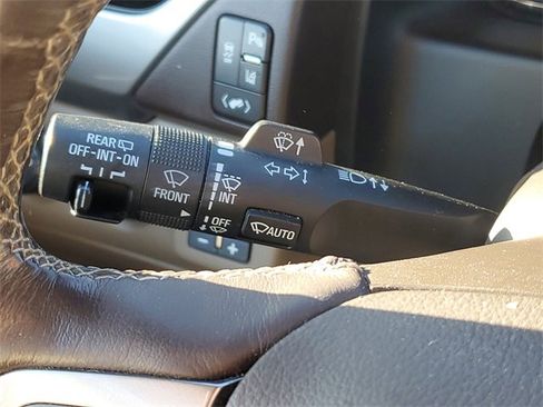 Used 2015 Chevrolet Tahoe LTZ image 26