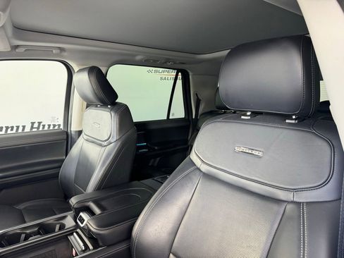 Used 2025 Ford Expedition Max Platinum AWD/4WD image 10