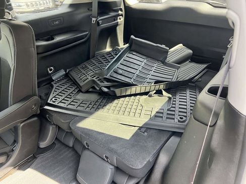 Certified 2023 Jeep Grand Cherokee L Laredo w/ Luxury Tech Group I image 10