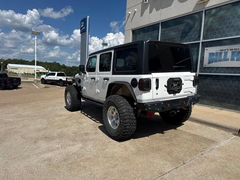 Used 2019 Jeep Wrangler Unlimited Rubicon AWD/4WD image 5