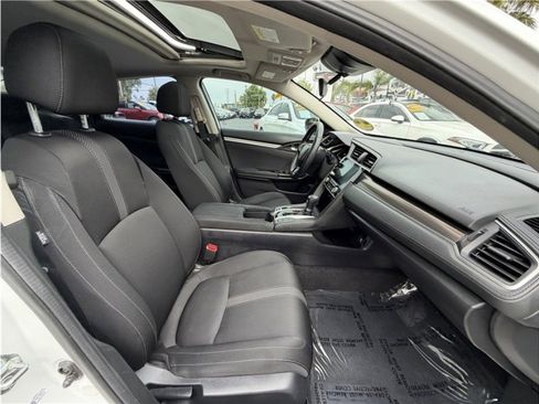 Used 2020 Honda Civic EX image 31