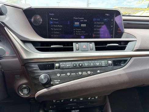 Used 2020 Lexus ES 350 w/ Accessory Package 2 FWD image 21