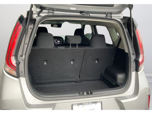 Used 2023 Kia Soul LX FWD image 19