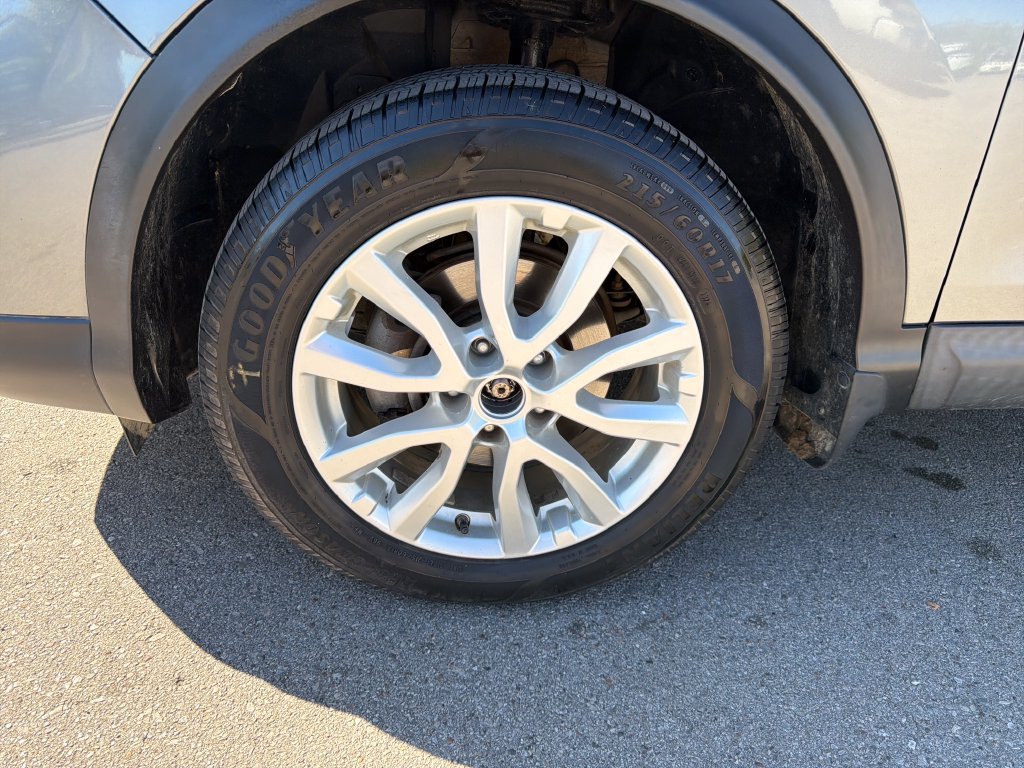 Used 2020 Nissan Rogue Sport S w/ Appearance Package FWD image 5