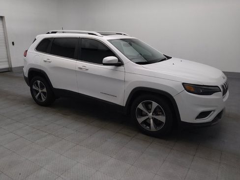 Used 2019 Jeep Cherokee Limited FWD image 11
