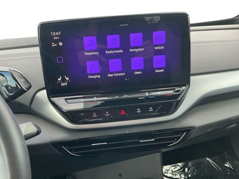 Used 2024 Volkswagen ID.4 Standard image 18