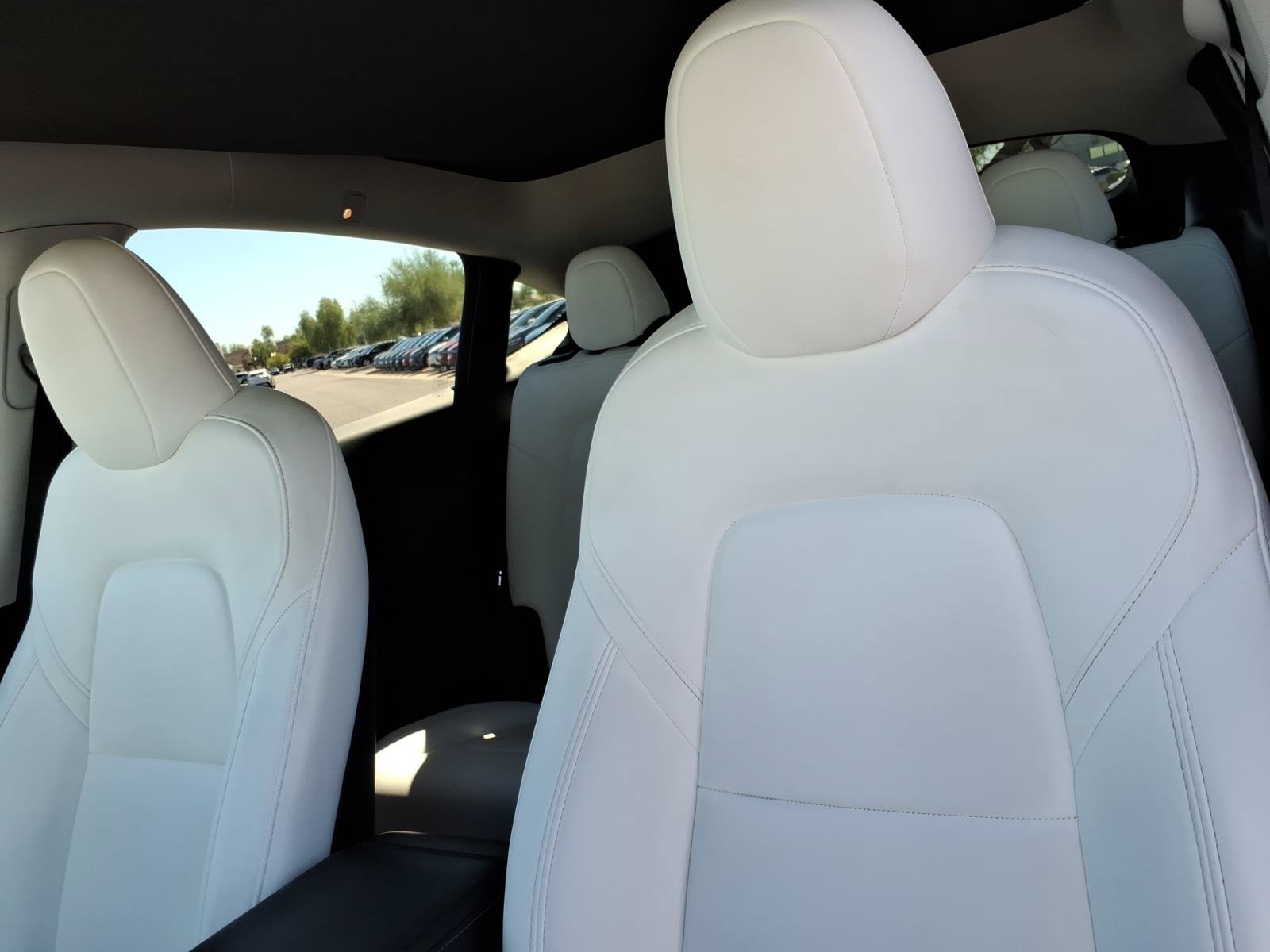 Used 2023 Tesla Model Y Performance AWD/4WD image 21